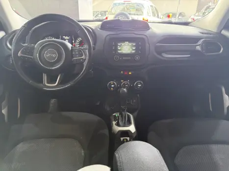 RENEGADE 1.8 16V FLEX LONGITUDE 4P AUTOMÁTICO