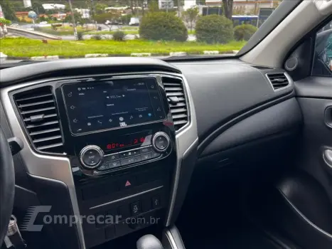 L200 TRITON 2.4 16V Turbo Sport HPE CD 4X4