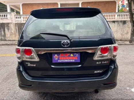 HILUX SW4 3.0 SRV 4X4 7 Lugares 16V Turbo Intercooler