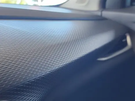 TRACKER LT 1.0 Turbo 12V Flex Aut.