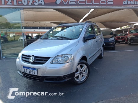 Volkswagen SPACEFOX 1.6 MI Route 8V 4 portas