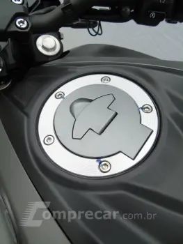 YAMAHA FZ25 FAZER ABS