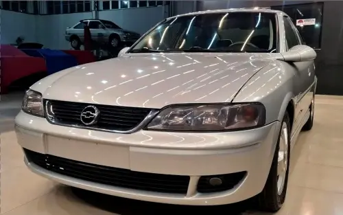 CHEVROLET VECTRA 2.2 MPFI Challenge 16V 4 portas