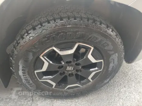 Titano 2.2 16V 4P VOLCANO 4X4 TURBO DIESEL AUTOMÁTICO