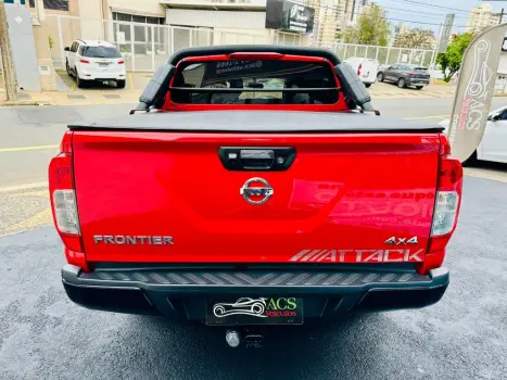 Frontier ATTAC.CD 4x4 2.3 Bi-TB Die. Aut