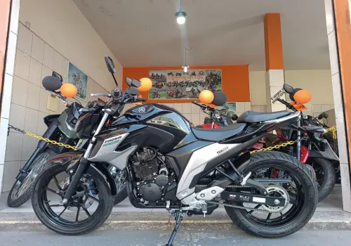 Yamaha FAZER 250