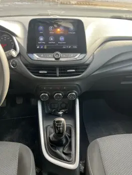 Onix Hatch 1.0 4P FLEX LT PLUS