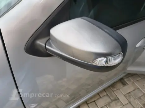 SANDERO 1.6 16V SCE FLEX GT LINE MANUAL