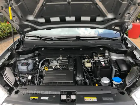 Taos 1.4 250 Tsi Total Flex Confortline Automático