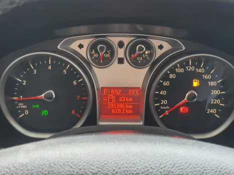 Focus Sedan 2.0 16V/2.0 16V Flex 4p Aut.