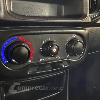 Strada Freedom 1.3 Flex 8V CD