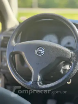 ASTRA 2.0 MPFI Advantage 8V