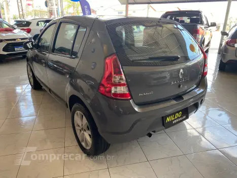 SANDERO 1.6 Expression 8V