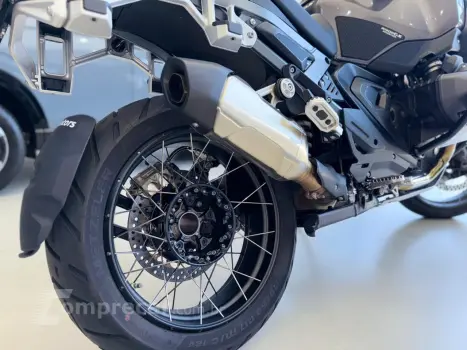 GS 1300 ADV TRIPLE BLACK