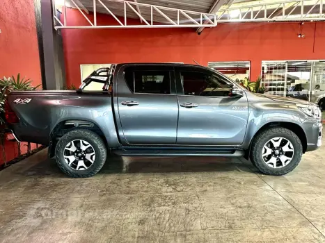 HILUX 2.8 SRX 4X4 CD 16V DIESEL 4P AUTOMÁTICO