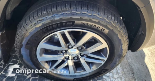 HILUX SW4 2.8 SRX 4X4 7 Lugares 16V Turbo Intercooler