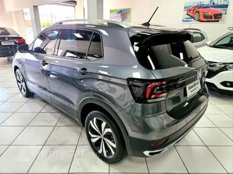 T CROSS HIGHLINE 250 TSI AUT