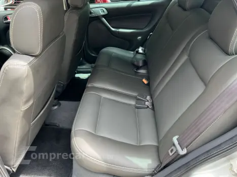 PARATI 2.0 MI Crossover 8V G.III