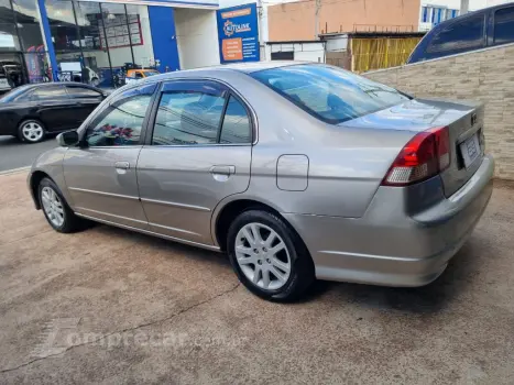 Civic Sedan LX 1.7 16V 115cv Mec. 4p