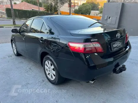 Camry XLE 3.5 24V Aut.
