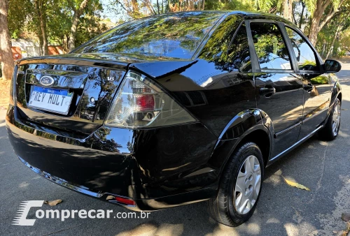 FIESTA 1.6 Rocam Sedan 8V