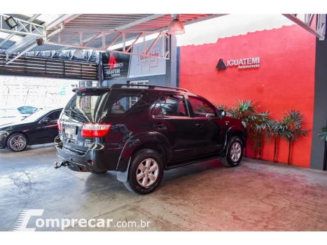 HILUX SW4 4.0 SRV 4X4 V6 24V GASOLINA 4P AUTOMÁTICO