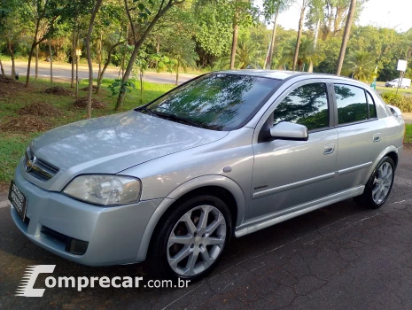 CHEVROLET Astra 4 portas