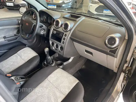 FIESTA 1.6 MPI Class Sedan 8V