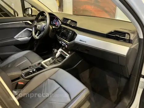 Q3 2.0 40 4P TFSI SPORTBACK PERFORMANCE BLACK QUATTRO TIPTRO