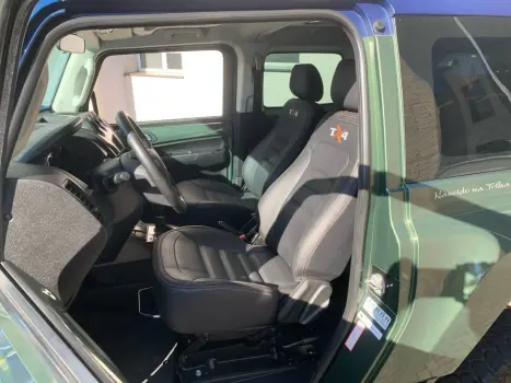 T-4 TX4 4x4 3.2 20V Cap.Ríg Diesel Aut.