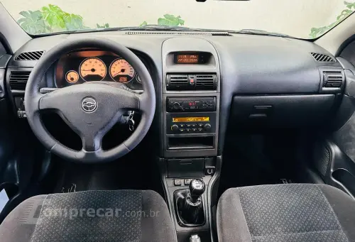 ASTRA 2.0 MPFI Advantage 8V