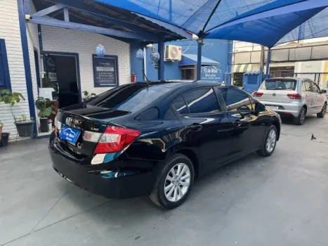 CIVIC - 1.8 LXS 16V 4P AUTOMÁTICO