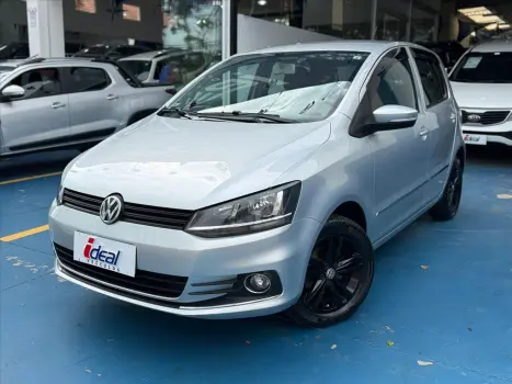 Volkswagen FOX 1.0 MI TRENDLINE 8V FLEX 4P MANUAL 4 portas