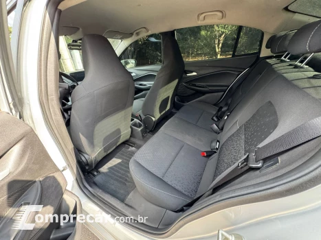 ONIX 1.0 Turbo Plus LT