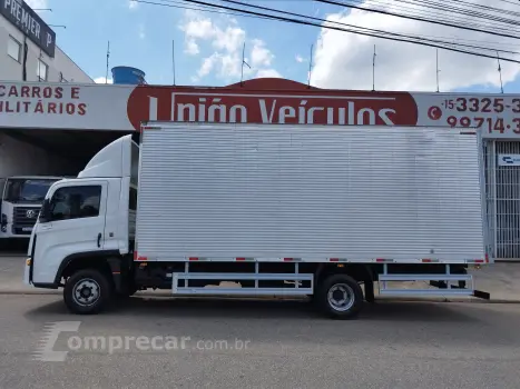 Volkswagen Delivery 11.180 Prime + Baú 2 portas