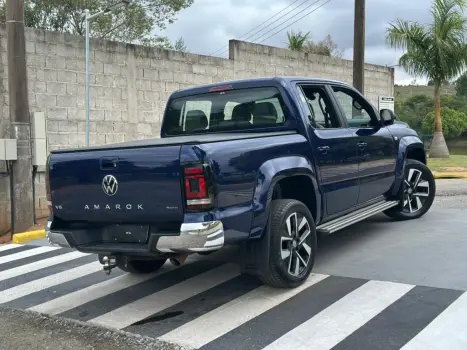 AMAROK 3.0 V6 TDI DIESEL HIGHLINE CD 4MOTION AUTOMÁTICO