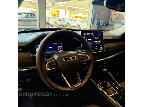 COMMANDER 1.3 T270 TURBO FLEX LIMITED AT6