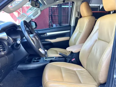 HILUX 2.8 SR 4X4 CD 16V DIESEL 4P AUTOMÁTICO
