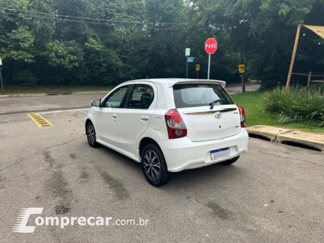 ETIOS HATCH - 1.5 PLATINUM 16V 4P AUTOMÁTICO