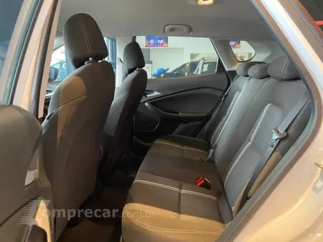 Tracker 1.0 4P FLEX TURBO AUTOMÁTICO