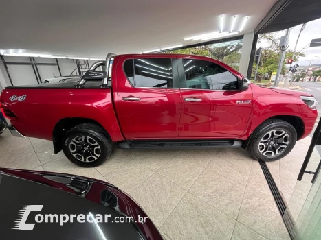 HILUX 2.8 D-4D TURBO DIESEL CD SRX 4X4 AUTOMÁTICO