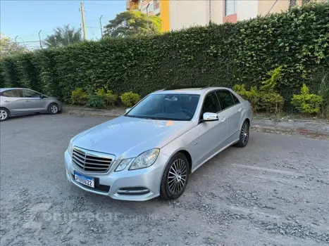 Mercedes-Benz E 250 1.8 CGI Avantgarde 16V 4 portas