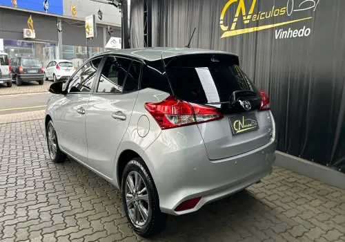 YARIS 1.5 16V XL Plus Connect