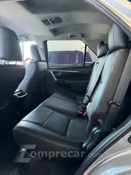 Hilux SW4 SRX 4x4 2.8 TDI 16V Dies. Aut.