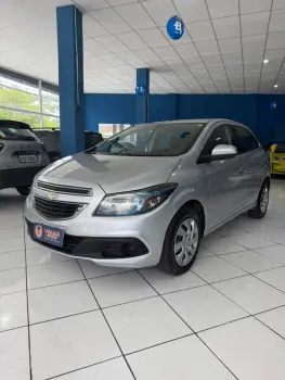 CHEVROLET ONIX 1.4 MPFI LT 8V 4 portas