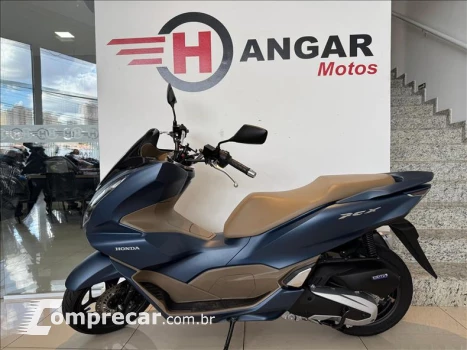 PCX 160 DLX