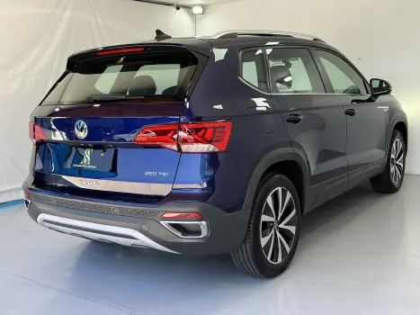 TAOS 1.4 250 TSI Highline