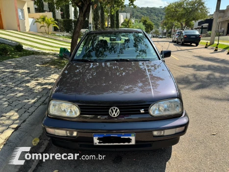 Volkswagen GOLF 2.0 MI GLX 8V 4 portas