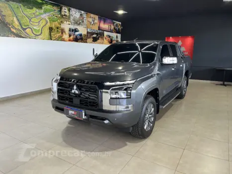 Mitsubishi TRITON 2.4 Biturbo CD Hpe-s 4X4 4 portas