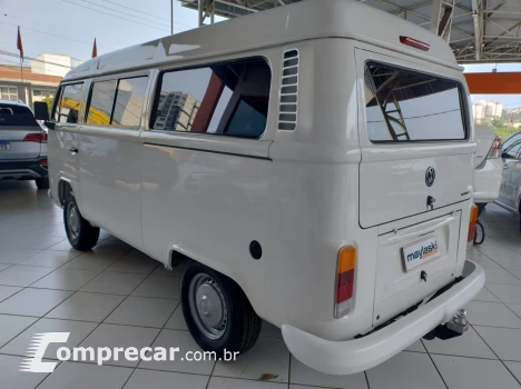 Kombi 1.4 FLEX STD 9 LUGARES